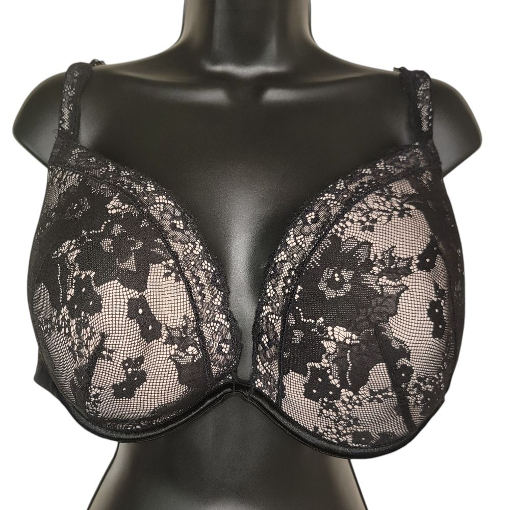 Cacique Lane Bryant Bold Lace Plunge Push-up bra size 44DD